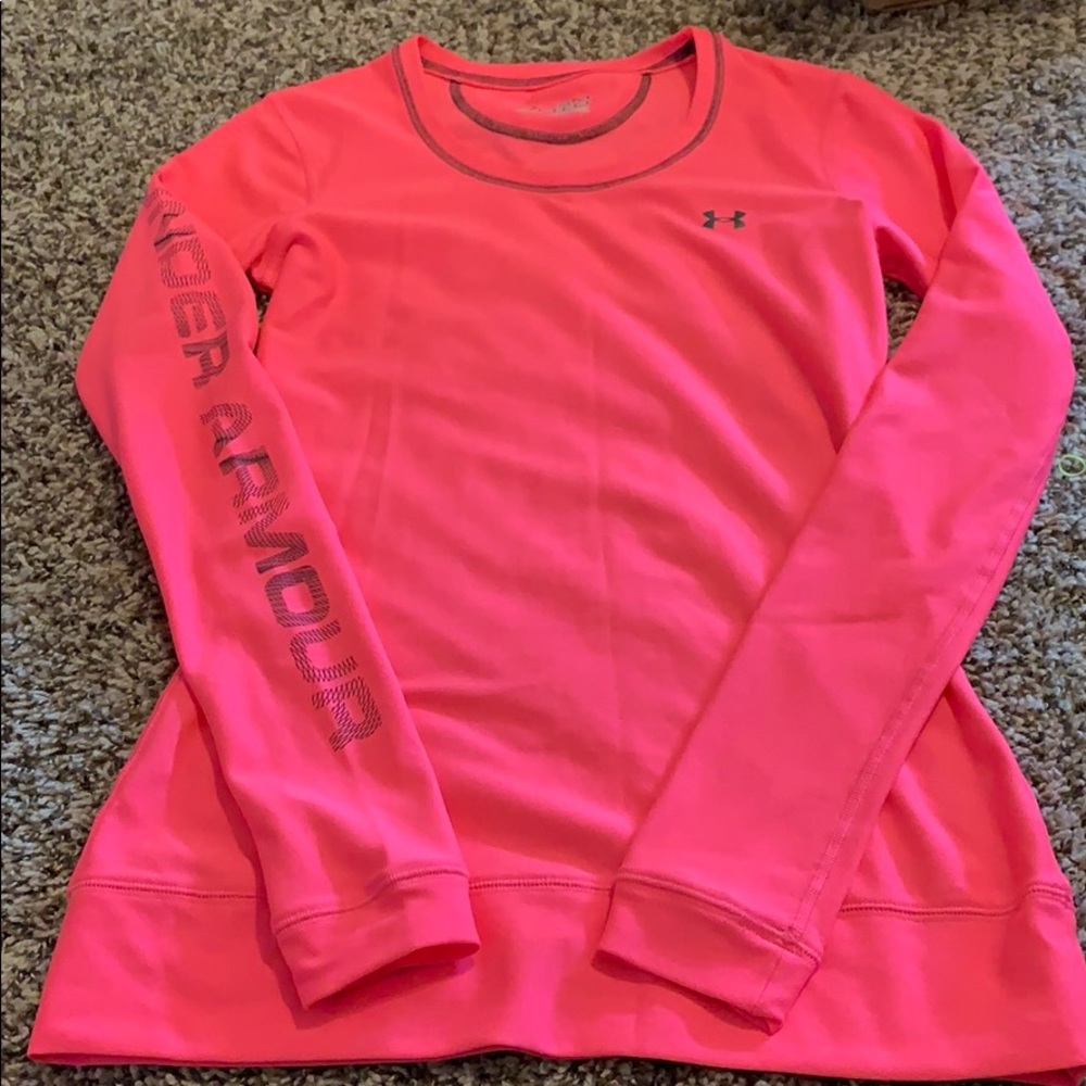 Under armor long sleeve top